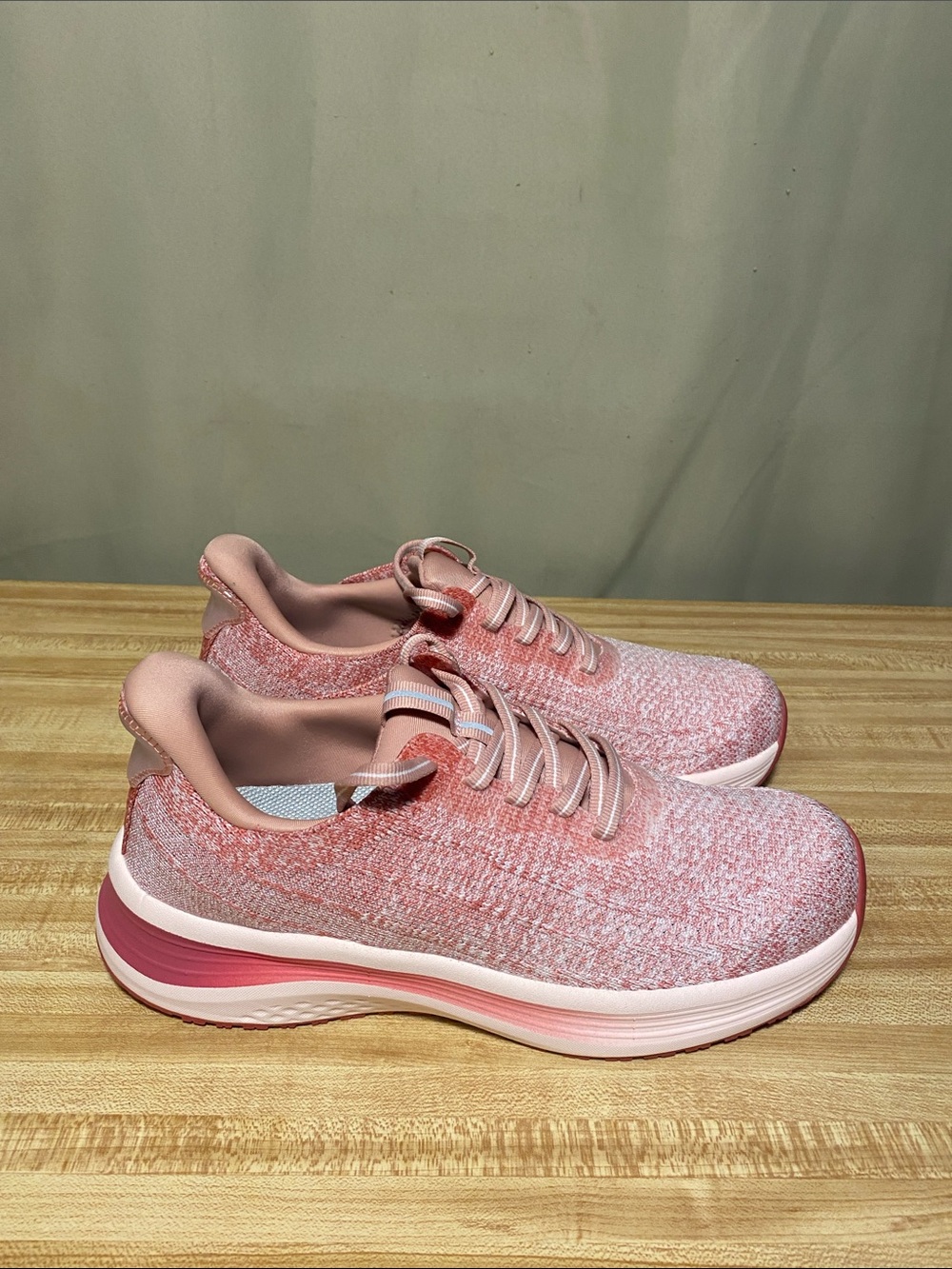 Orthofeet Nira Hands Free Textile Knit Pinkish Red Gradient Sole Shoes W 8.5 M